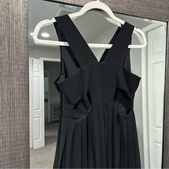 BCBGeneration Black Elegant Pleated Evening Gown Maxi Full Length Size 0 - Picture 8 of 13